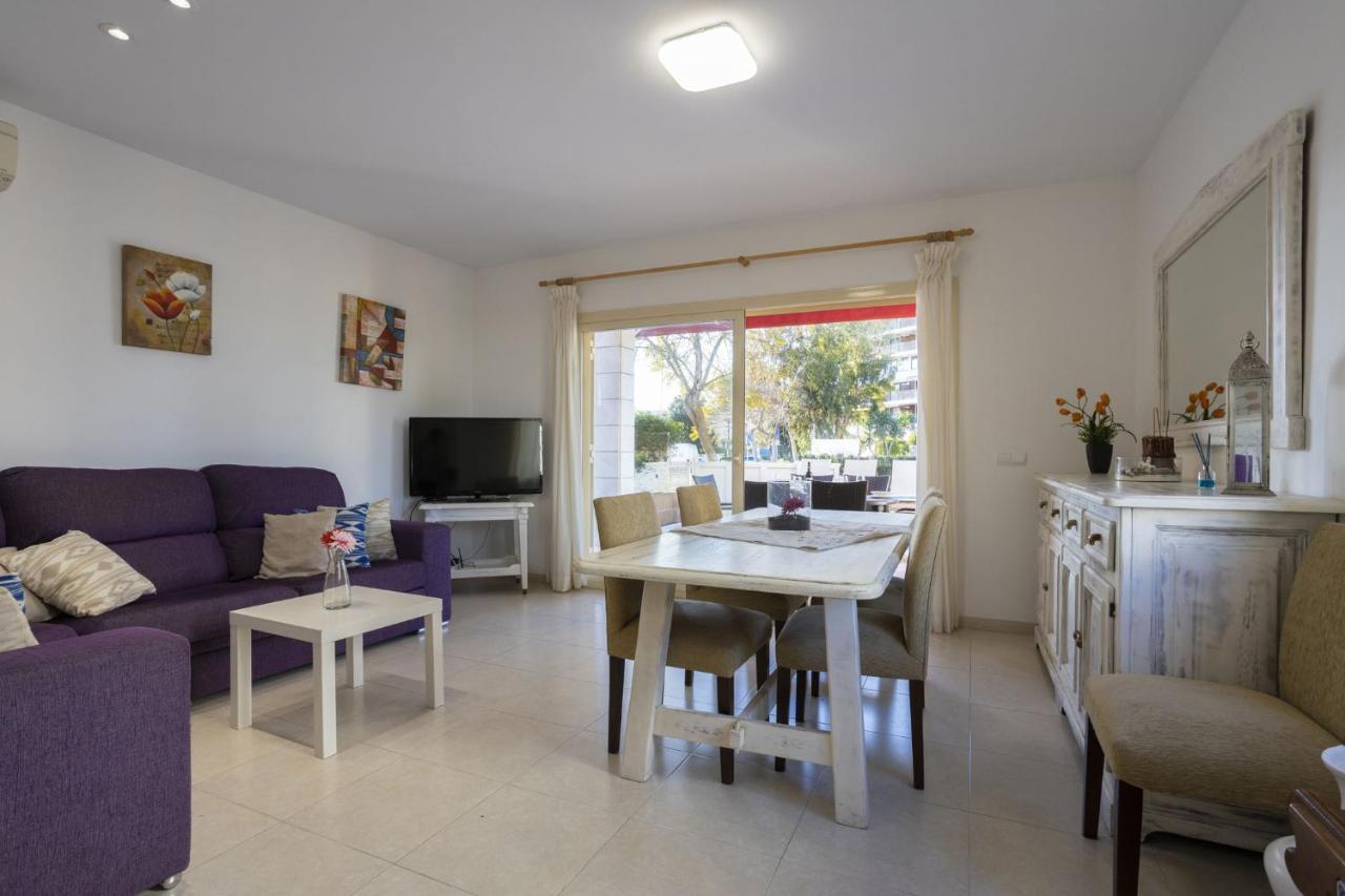 Beach House Alcudia Bagian luar foto